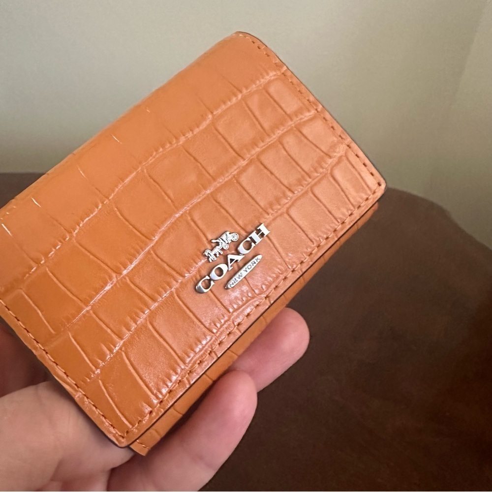 New Coach Micro Wallet - Picture 7 of 16